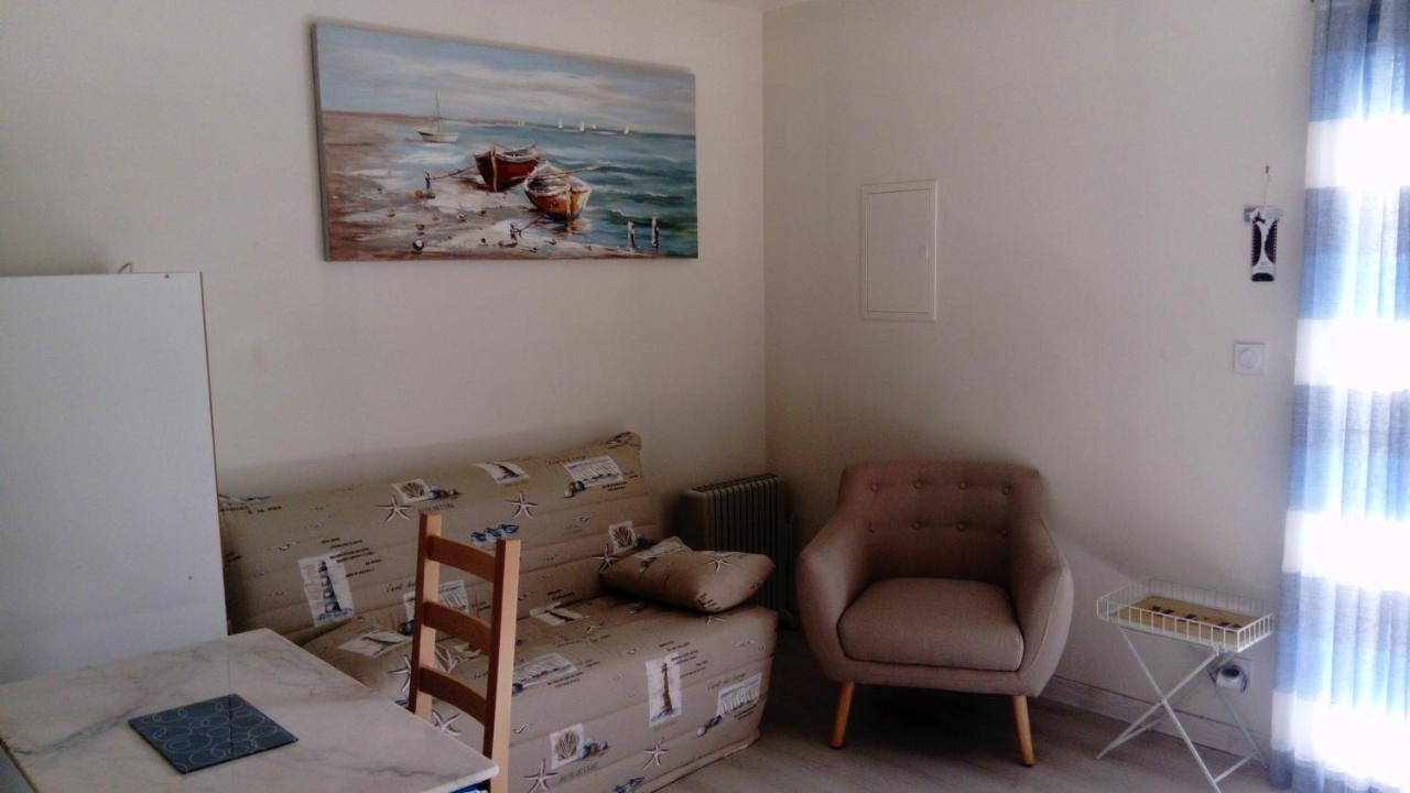 Petite Maison De Vacances 洛克马里亚凯 外观 照片